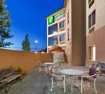 Holiday Inn Express & Suites Kings Mt Lobby