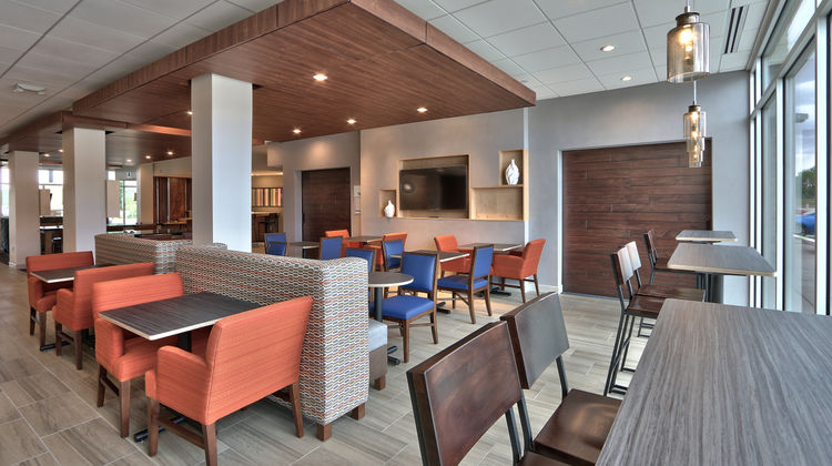 Holiday Inn Express & Suites Roswell Restaurant