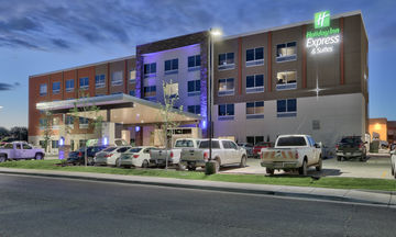 Holiday Inn Express & Suites Roswell