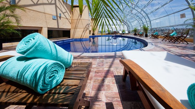 Holiday Inn Puebla Finsa Pool