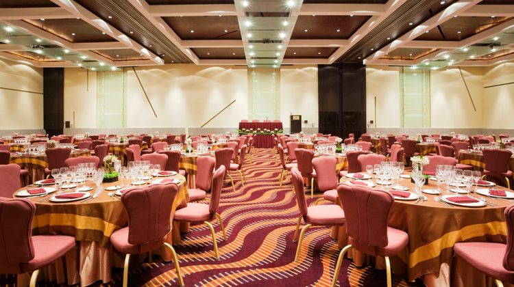 Holiday Inn Puebla Finsa Ballroom