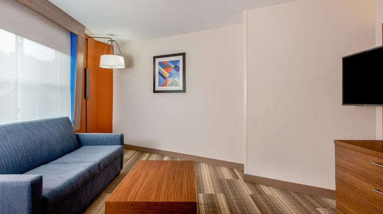 <b>Holiday Inn Express Suite</b>. Images powered by <a href="https://www.leonardoworldwide.com/" title="Leonardo Worldwide" target="_blank">Leonardo</a>.