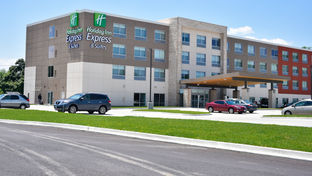 Holiday Inn Express & Suites O'Hare
