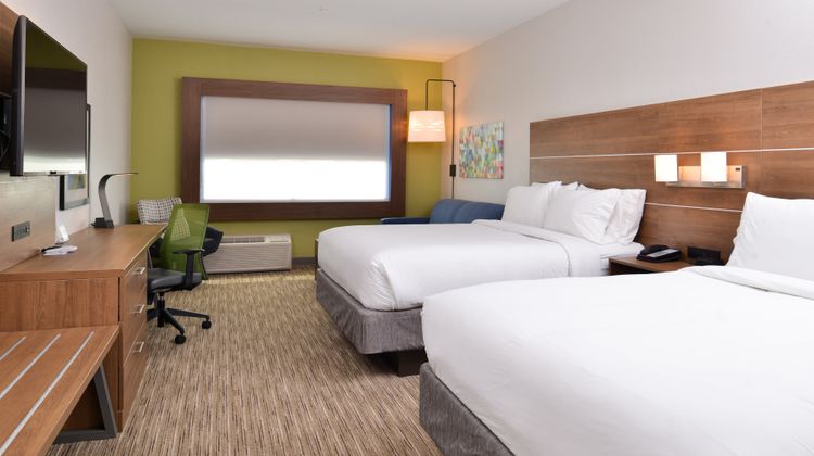 Holiday Inn Express Early Room