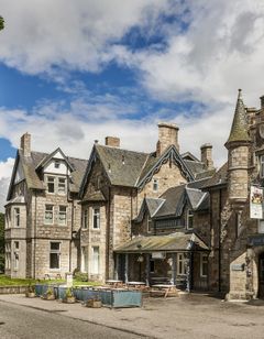 The Invercauld Arms