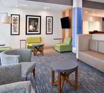 Holiday Inn Express Early Lobby