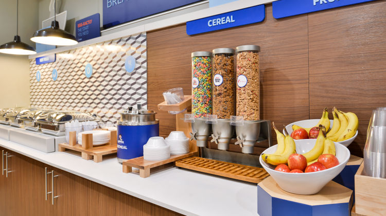 Holiday Inn Express Early Restaurant