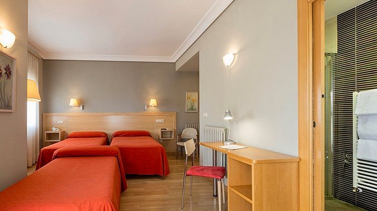 Hotel Santamaria Room