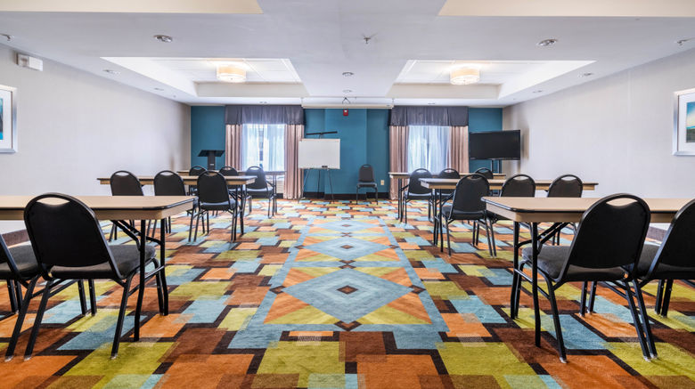 <b>Holiday Inn Express & Suites Meeting</b>. Images powered by <a href="https://www.leonardoworldwide.com/" title="Leonardo Worldwide" target="_blank">Leonardo</a>.