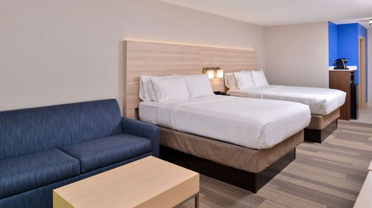 Holiday Inn Express & Suites Mason Room