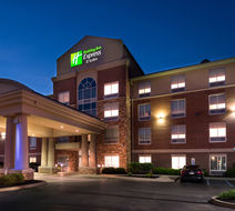 Holiday Inn Express & Suites Mason Exterior