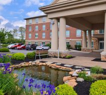 Holiday Inn Express & Suites Mason Exterior