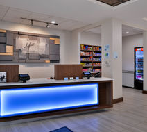 Holiday Inn Express & Suites Mason Lobby