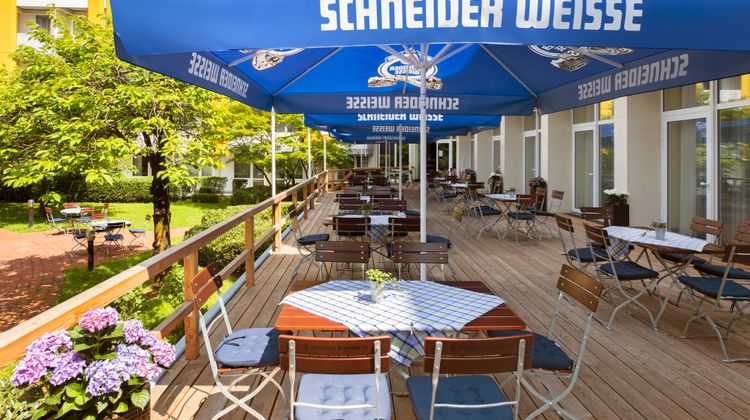 Holiday Inn Munich-South Exterior