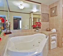 Holiday Inn Express & Suites Room