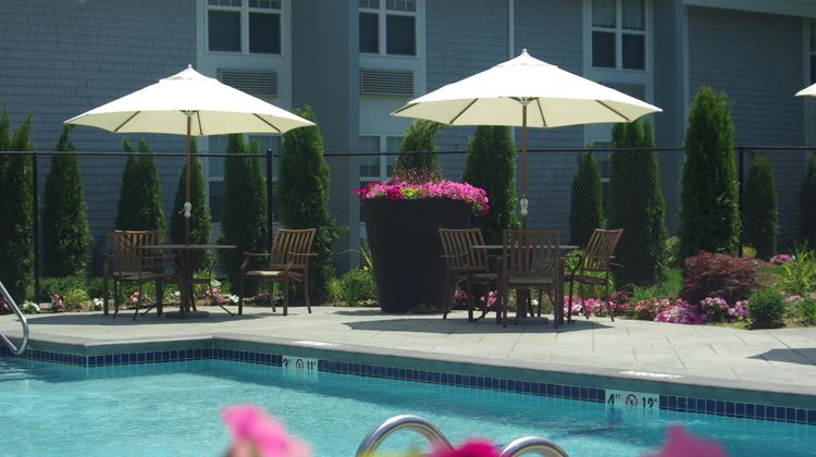 Holiday Inn Pool