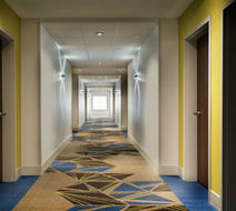 Holiday Inn Express Alliance Lobby