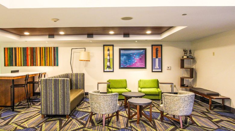 <b>Holiday Inn Express/Suites Charleston-N Lobby</b>. Images powered by <a href="https://www.leonardoworldwide.com/" title="Leonardo Worldwide" target="_blank">Leonardo</a>.