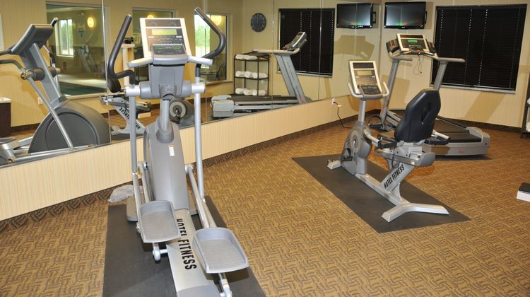 Holiday Inn Express & Suites Clinton Health Club