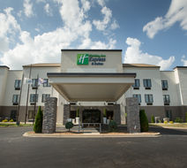 Holiday Inn Express Exterior