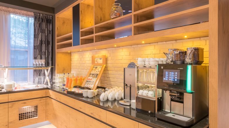 <b>Holiday Inn Munich-Unterhaching Restaurant</b>. Images powered by <a href="https://www.leonardoworldwide.com/" title="Leonardo Worldwide" target="_blank">Leonardo</a>.