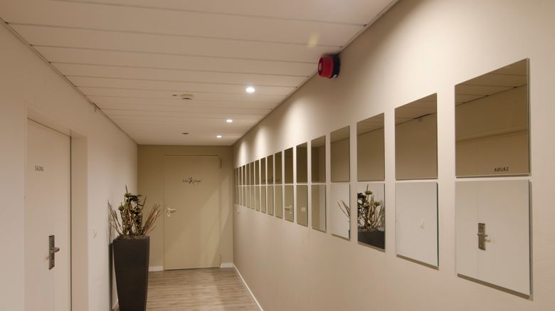 <b>Holiday Inn Munich-Unterhaching Recreation</b>. Images powered by <a href="https://www.leonardoworldwide.com/" title="Leonardo Worldwide" target="_blank">Leonardo</a>.