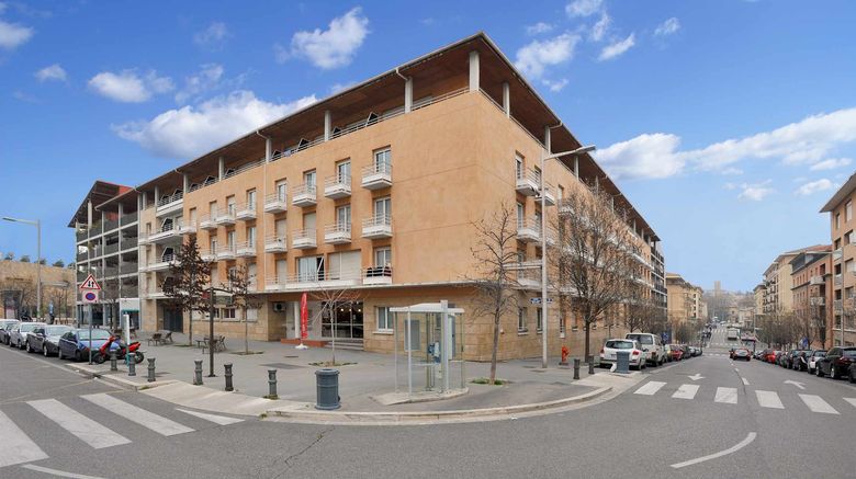 <b>Sejours & Affaires Mirabeau Exterior</b>. Images powered by <a href="https://www.leonardoworldwide.com/" title="Leonardo Worldwide" target="_blank">Leonardo</a>.
