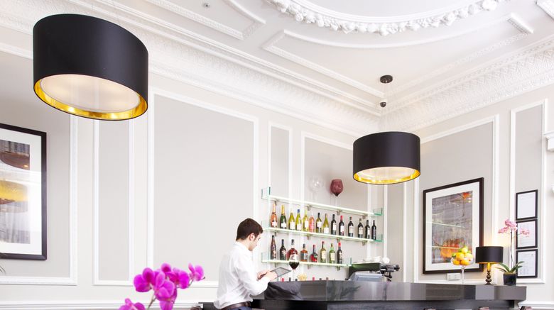 <b>Fraser Suites Queens Gate London Lobby</b>. Images powered by <a href="https://www.leonardoworldwide.com/" title="Leonardo Worldwide" target="_blank">Leonardo</a>.