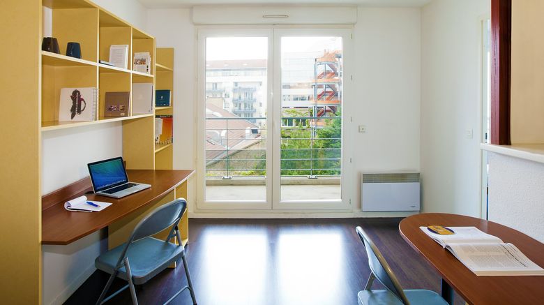 <b>Sejours & Affaires Saint Nicolas Suite</b>. Images powered by <a href="https://www.leonardoworldwide.com/" title="Leonardo Worldwide" target="_blank">Leonardo</a>.