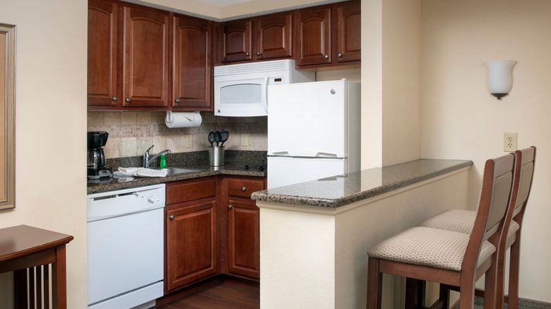 <b>Staybridge Suites North Brunswick Room</b>. Images powered by <a href="https://www.leonardoworldwide.com/" title="Leonardo Worldwide" target="_blank">Leonardo</a>.