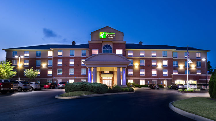Holiday Inn Express & Suites Mason Exterior