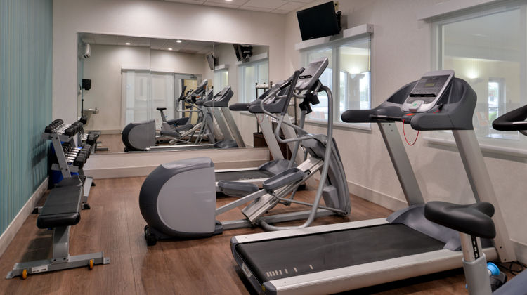 Holiday Inn Express & Suites Mason Health Club
