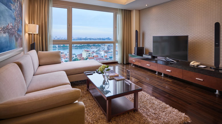 <b>Fraser Suites Hanoi Lobby</b>. Images powered by <a href="https://www.leonardoworldwide.com/" title="Leonardo Worldwide" target="_blank">Leonardo</a>.