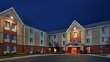 Candlewood Suites Kansas City Speedway Exterior