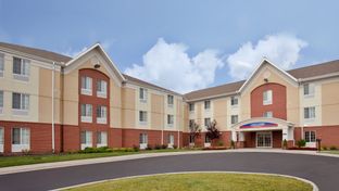 Candlewood Suites Kansas City Speedway