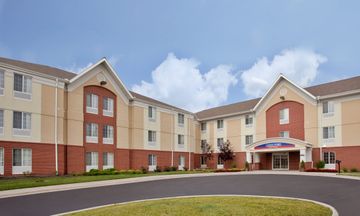 Candlewood Suites Kansas City Speedway