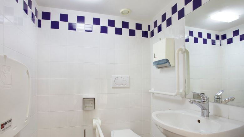 <b>Holiday Inn Express Geneva Airport Other</b>. Images powered by <a href="https://www.leonardoworldwide.com/" title="Leonardo Worldwide" target="_blank">Leonardo</a>.