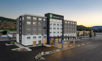 Holiday Inn Express & Stes Kelowna East