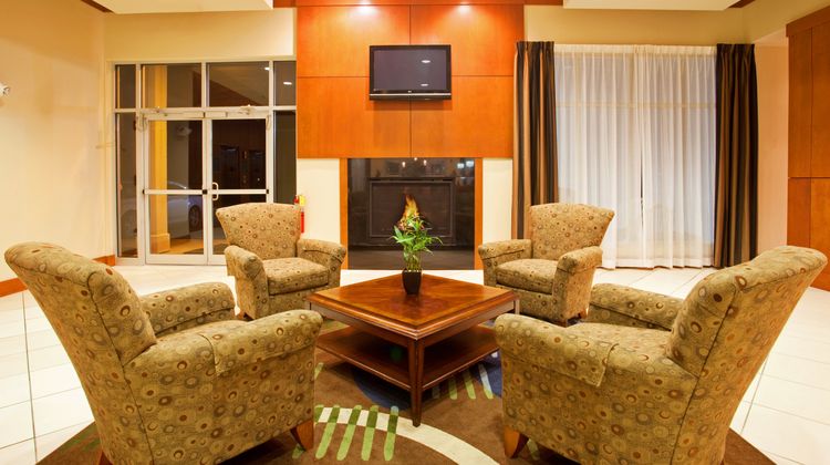 Holiday Inn Lobby