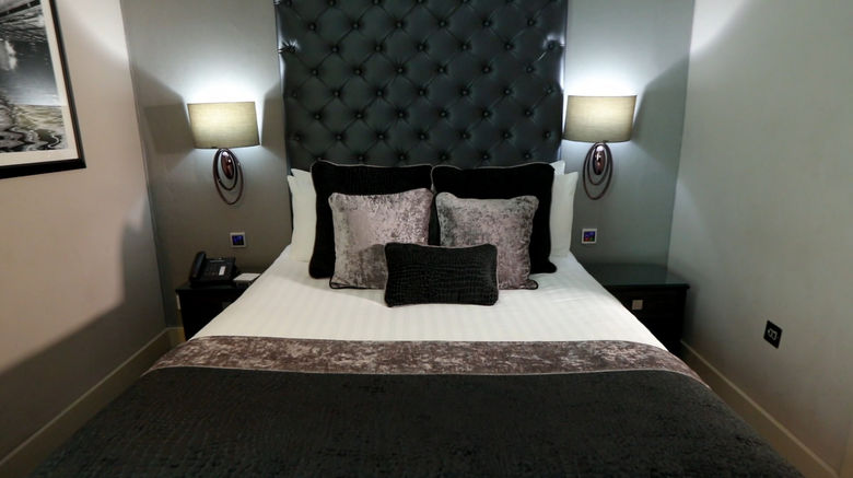 <b>The Continental Hotel Room</b>. Images powered by <a href="https://www.leonardoworldwide.com/" title="Leonardo Worldwide" target="_blank">Leonardo</a>.