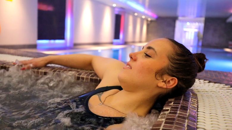 <b>The Continental Hotel Pool</b>. Images powered by <a href="https://www.leonardoworldwide.com/" title="Leonardo Worldwide" target="_blank">Leonardo</a>.