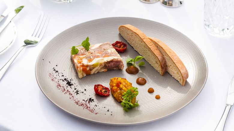 <b>InterContinental Dublin Restaurant</b>. Images powered by <a href="https://www.leonardoworldwide.com/" title="Leonardo Worldwide" target="_blank">Leonardo</a>.