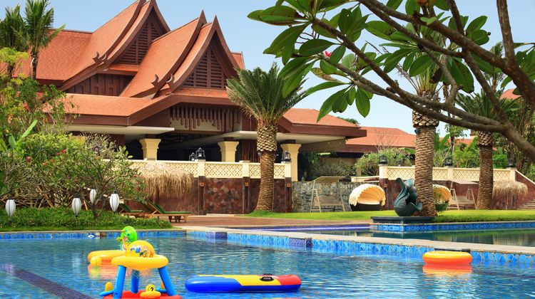 Crowne Plaza Resort Xishuangbanna Parkvw Pool