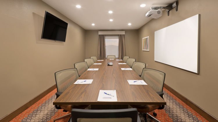Holiday Inn Express Hot Springs South Meeting