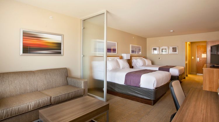 Holiday Inn Express Hot Springs South Suite