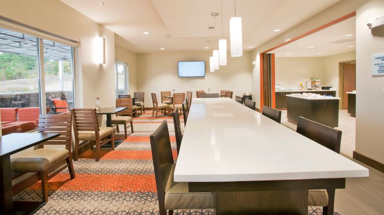 Holiday Inn Express Hot Springs South Restaurant