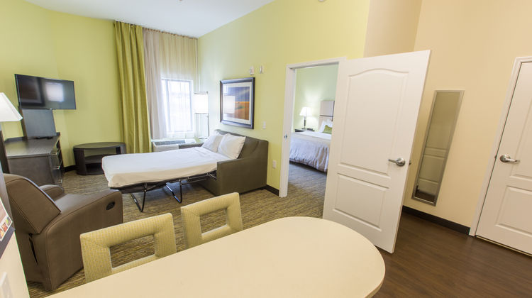 Candlewood Suites Overland Park-W 135th Room