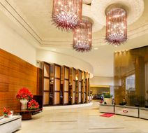 Crowne Plaza Gurgaon Lobby