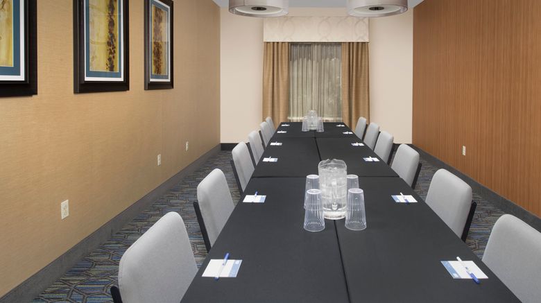 <b>Holiday Inn Express Meeting</b>. Images powered by <a href="https://www.leonardoworldwide.com/" title="Leonardo Worldwide" target="_blank">Leonardo</a>.