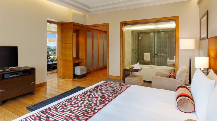Crowne Plaza Gurgaon Suite